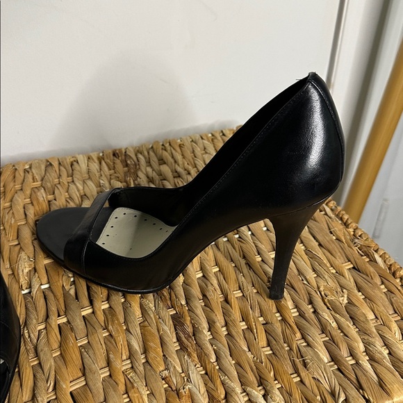 Enzo Angiolini‎ Classic Black Heels size 9 - Picture 2 of 5